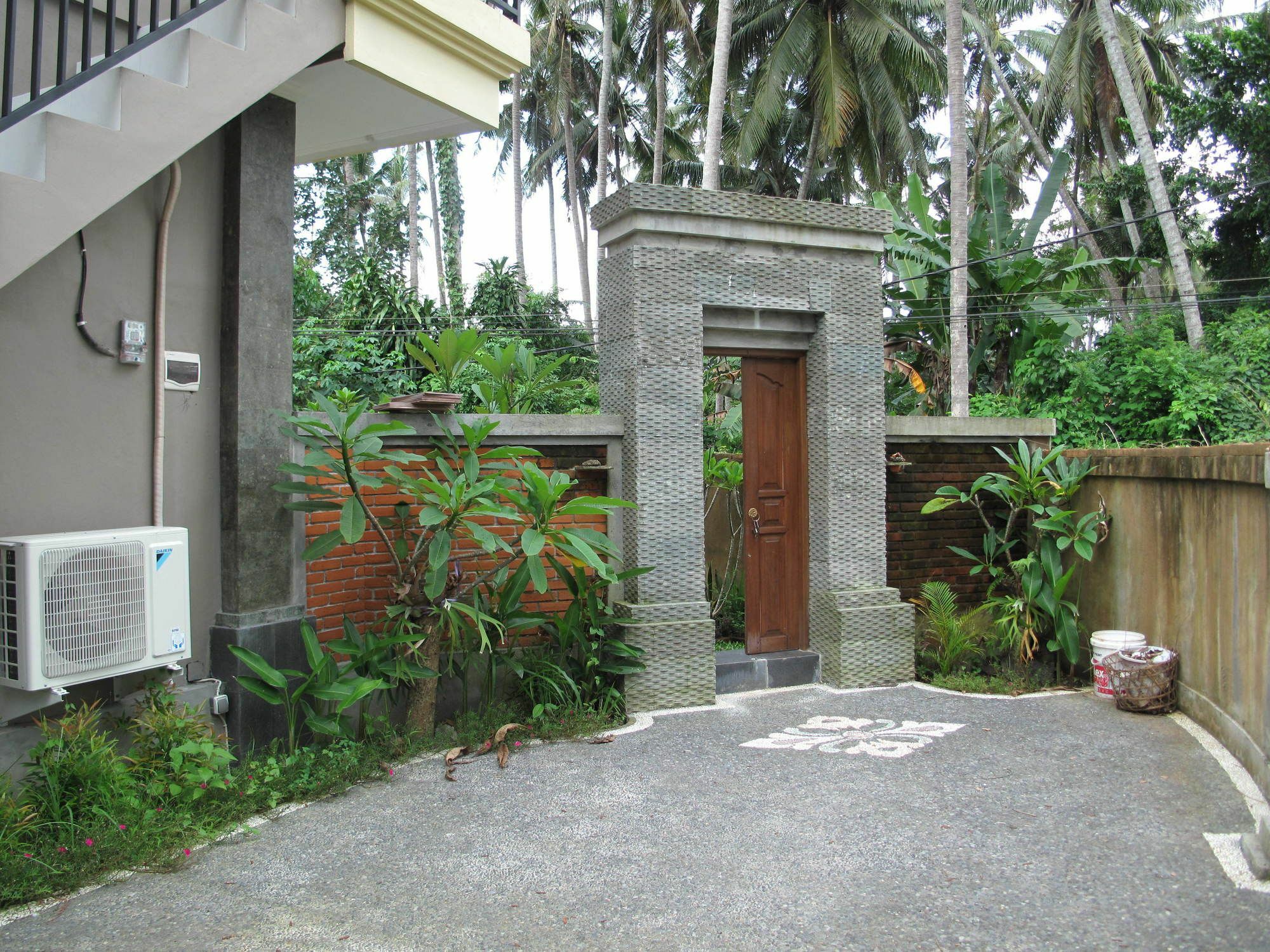 Hotel Sunrise Coconut House Ubud Exterior foto